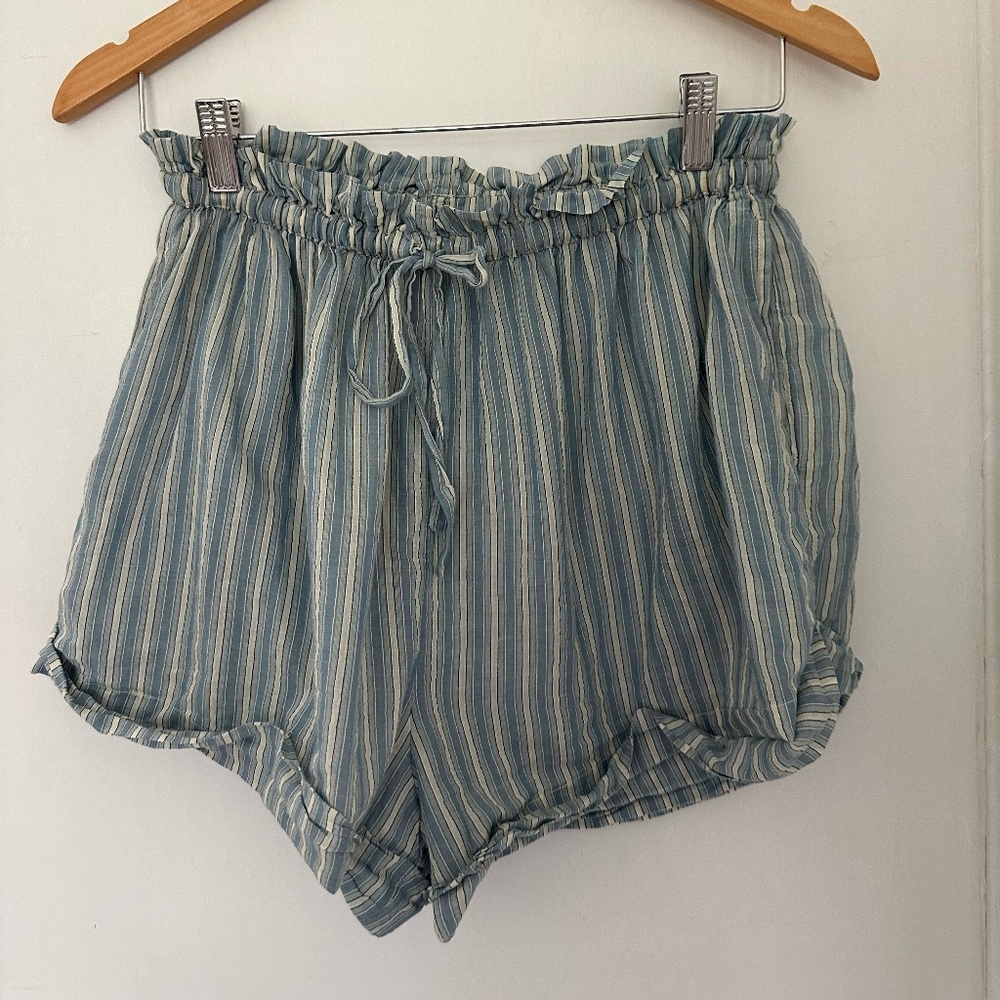 Doen Shorts